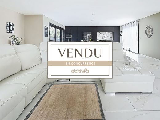 Luxus-Haus in Aix-Noulette, Pas-de-Calais