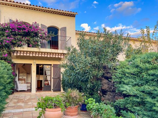 Villa in Cavalaire-sur-Mer, Var