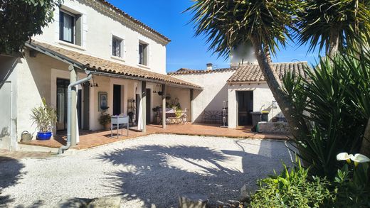 Luxury home in Bouillargues, Gard