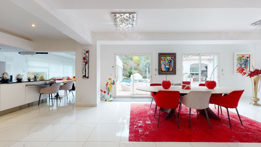 Luxury home in Septèmes-les-Vallons, Bouches-du-Rhône