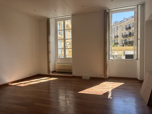 Bureau à Nice, Alpes-Maritimes