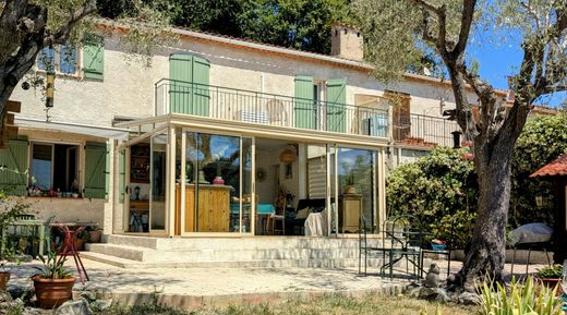 豪宅  Cantaron, Alpes-Maritimes