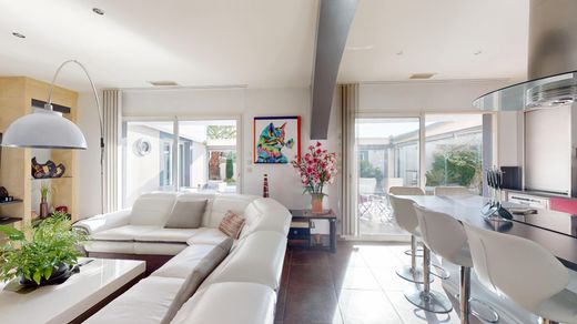 Luxury home in Saint-Nazaire-d'Aude, Aude