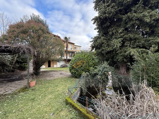 Maison de luxe à Millau, Aveyron