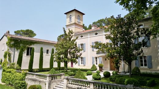 Villa in L'Isle-sur-la-Sorgue, Vaucluse
