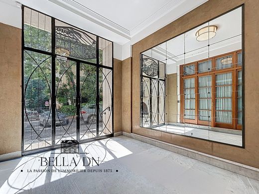 Duplex in La Muette, Auteuil, Porte Dauphine, Paris