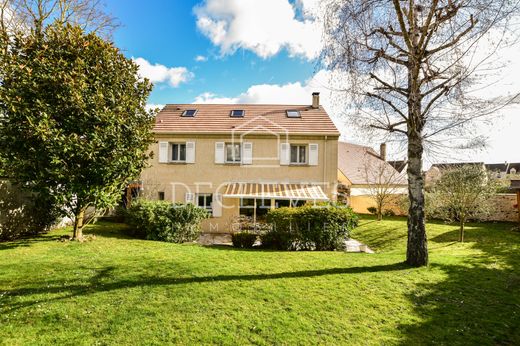 Luxury home in Orgeval, Yvelines