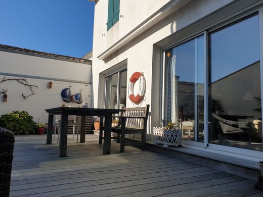 Casa de luxo - Saint-Clément-des-Baleines, Charente-Maritime