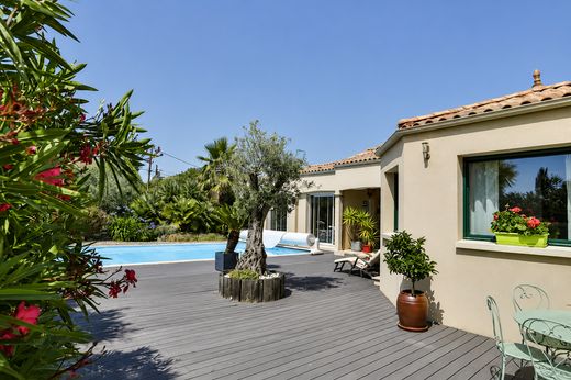 Luxury home in Les Sables-d'Olonne, Vendée