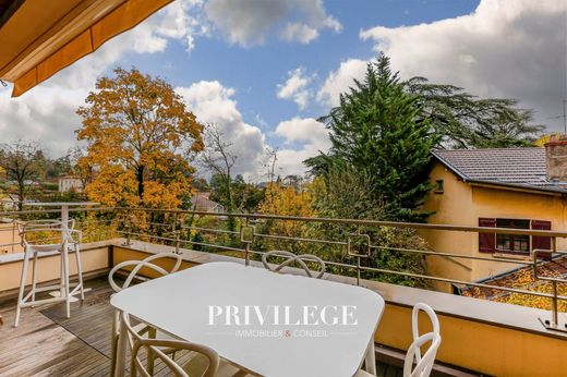 Квартира, Saint-Cyr-au-Mont-d'Or, Rhône