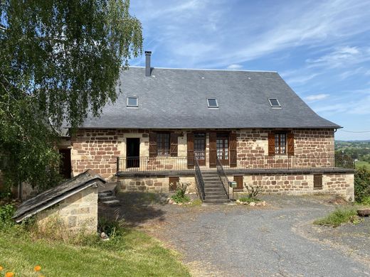 Rural or Farmhouse in Ayen, Corrèze