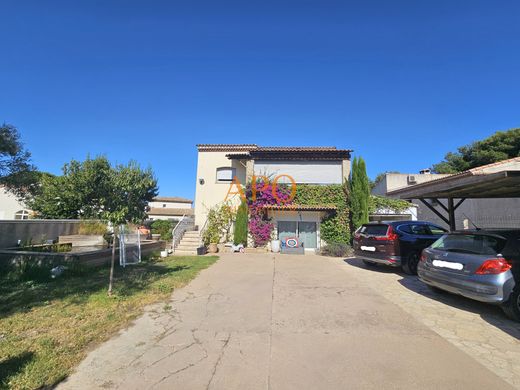 Luxury home in Gignac-la-Nerthe, Bouches-du-Rhône