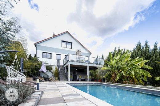 호화 저택 / Marange-Silvange, Moselle