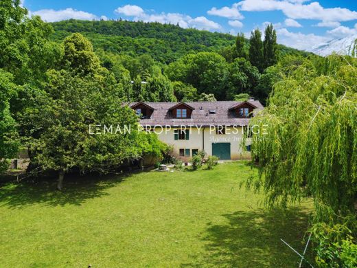 Villa in Saint-Cergues, Haute-Savoie