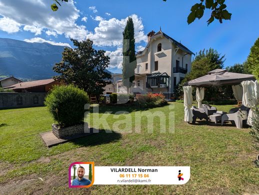 Luxe woning in Grenoble, Isère