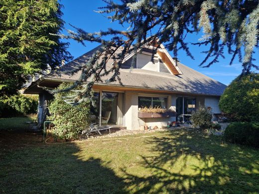 Argelès-Gazost, Hautes-Pyrénéesの高級住宅