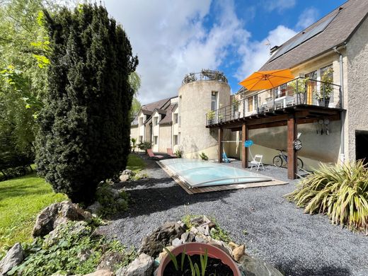 Luxe woning in Lourdes, Hautes-Pyrénées