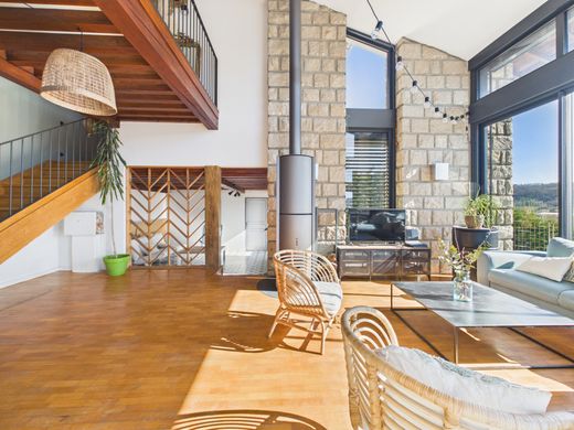 Luxury home in Brives-Charensac, Haute-Loire