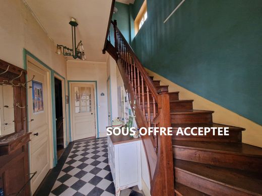Luxury home in Couzon-au-Mont-d'Or, Rhône
