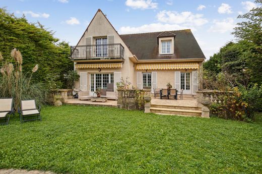 Casa di lusso a Sarcelles, Val d'Oise