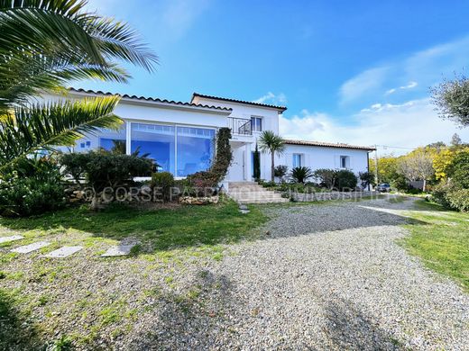 Villa à Ventiseri, Haute-Corse