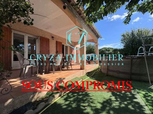 Luxury home in Peyrolles-en-Provence, Bouches-du-Rhône
