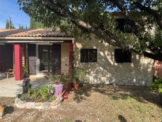 Luxe woning in Saint-Martin-de-Londres, Hérault