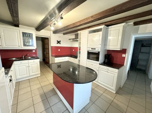 Luxe woning in La Tour, Haute-Savoie