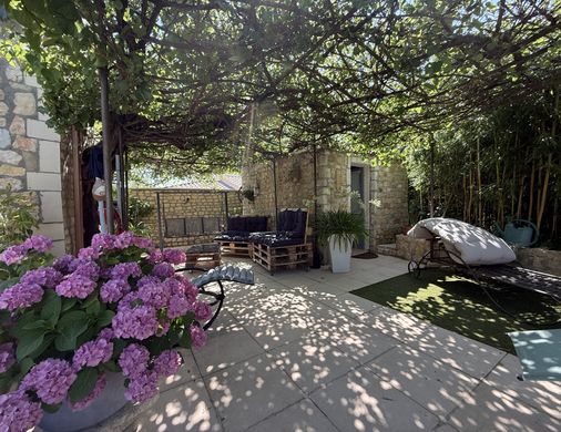 Элитный дом, Bollène, Vaucluse