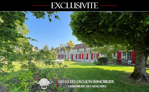 Casa di lusso a Moret-sur-Loing, Seine-et-Marne