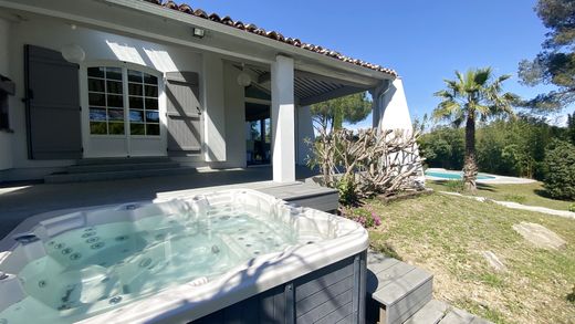 Villa in Langlade, Gard