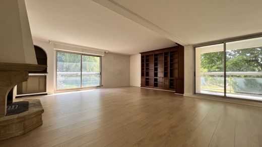 套间/公寓  Bailly, Yvelines