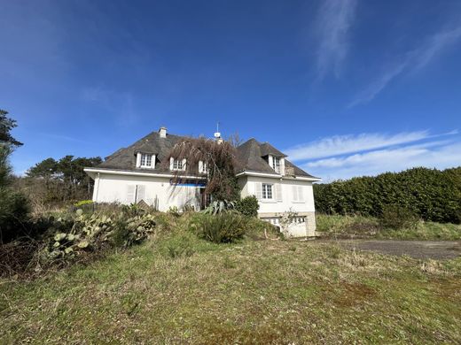 Casa di lusso a Crach, Morbihan