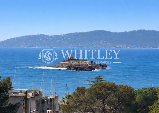 Apartment in Saint-Raphaël, Var
