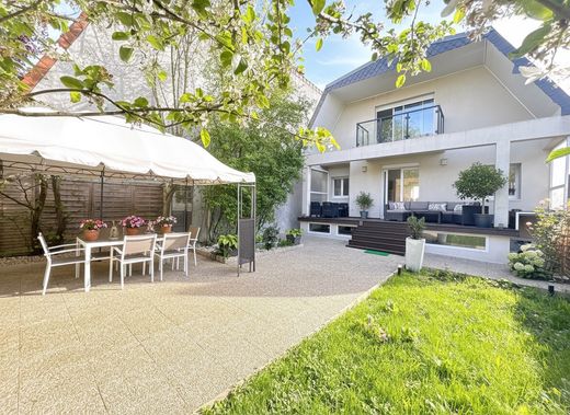 Lüks ev Chennevières-sur-Marne, Val-de-Marne