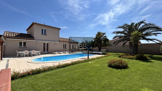 Luxe woning in Ponteilla, Pyrénées-Orientales