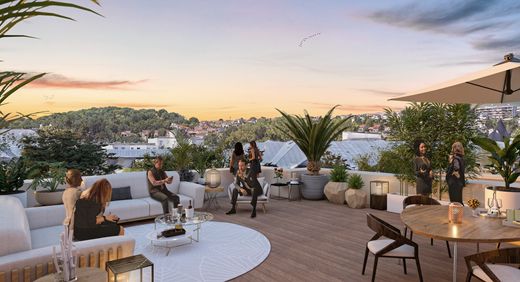 Двухуровневые апартаменты, Le Plessis-Robinson, Hauts-de-Seine