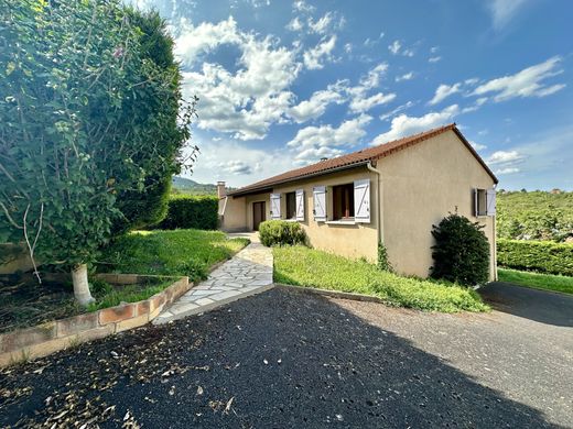 Luxury home in Beaumont-lès-Randan, Puy-de-Dôme