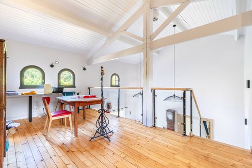 Luxury home in Cabanac-et-Villagrains, Gironde
