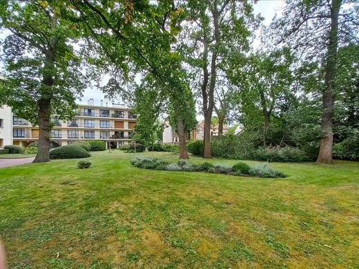Piso / Apartamento en Nogent-sur-Marne, Valle de Marne