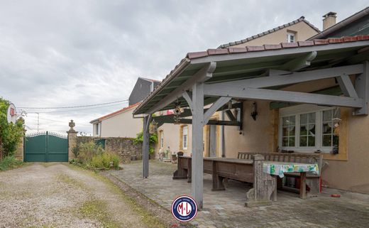 豪宅  Rombas, Moselle