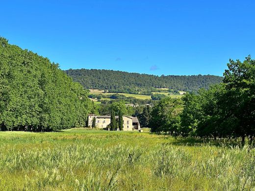 Château à Vinsobres, Drôme