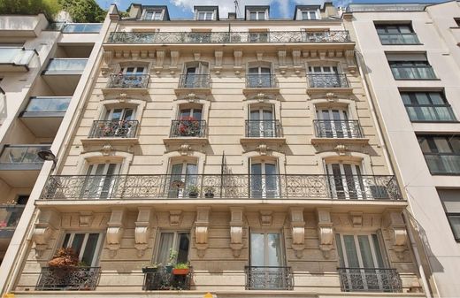 Apartment / Etagenwohnung in Montparnasse, Alésia, Montsouris, Paris