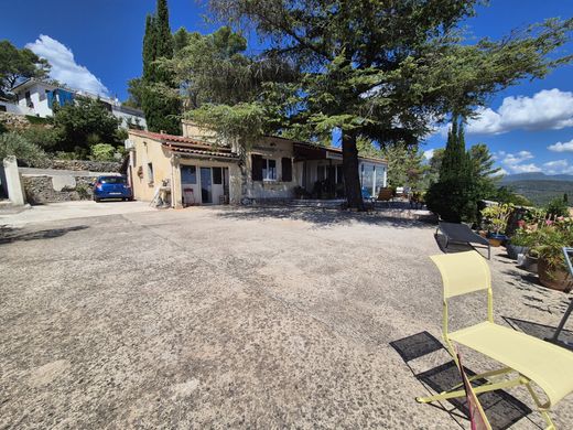 منزل ﻓﻲ Solliès-Ville, Var