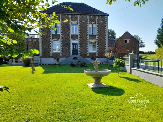 Luxus-Haus in Wassigny, Aisne