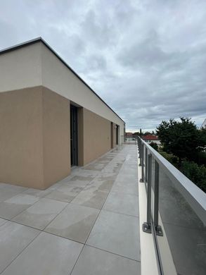 Apartment in Mittelhausbergen, Bas-Rhin