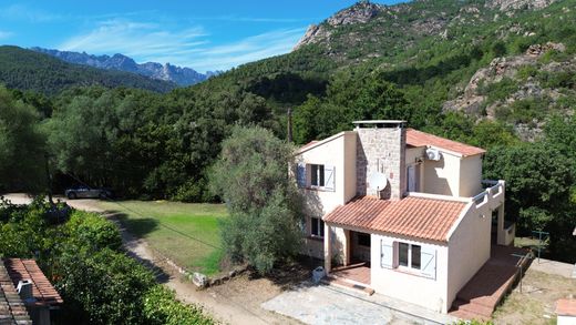 Luxury home in Zonza, South Corsica