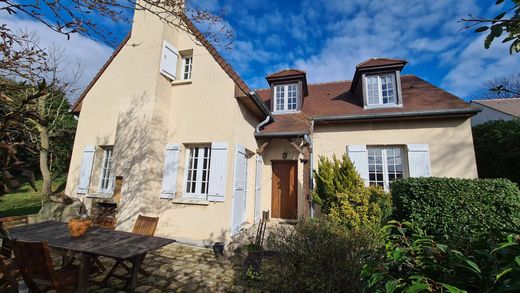 Luxe woning in Puiseux-en-France, Val d'Oise