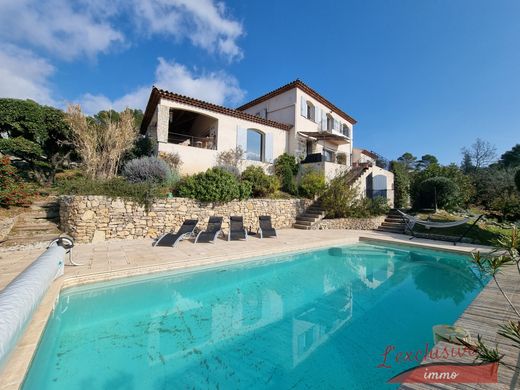 Luxe woning in Flayosc, Var