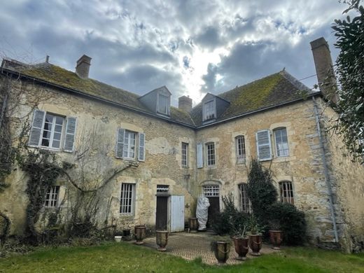 Luxe woning in Nogent-le-Bernard, Sarthe